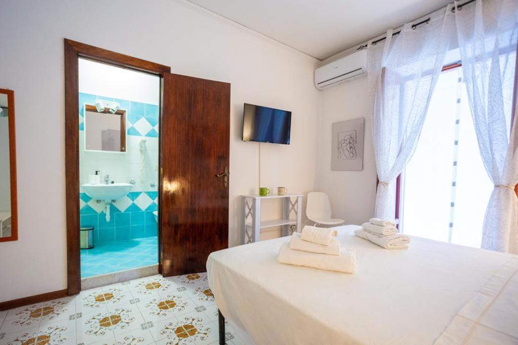 Villa Rosa Rooms Ischia Exteriör bild